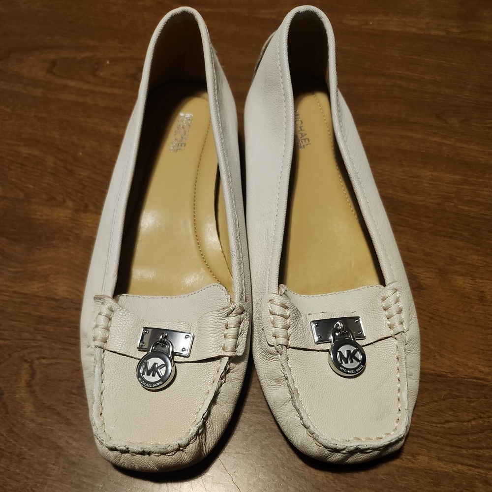 Michael Kors Taupe Colored Leather Ballet Flats, Size 9M, Good Used Condition